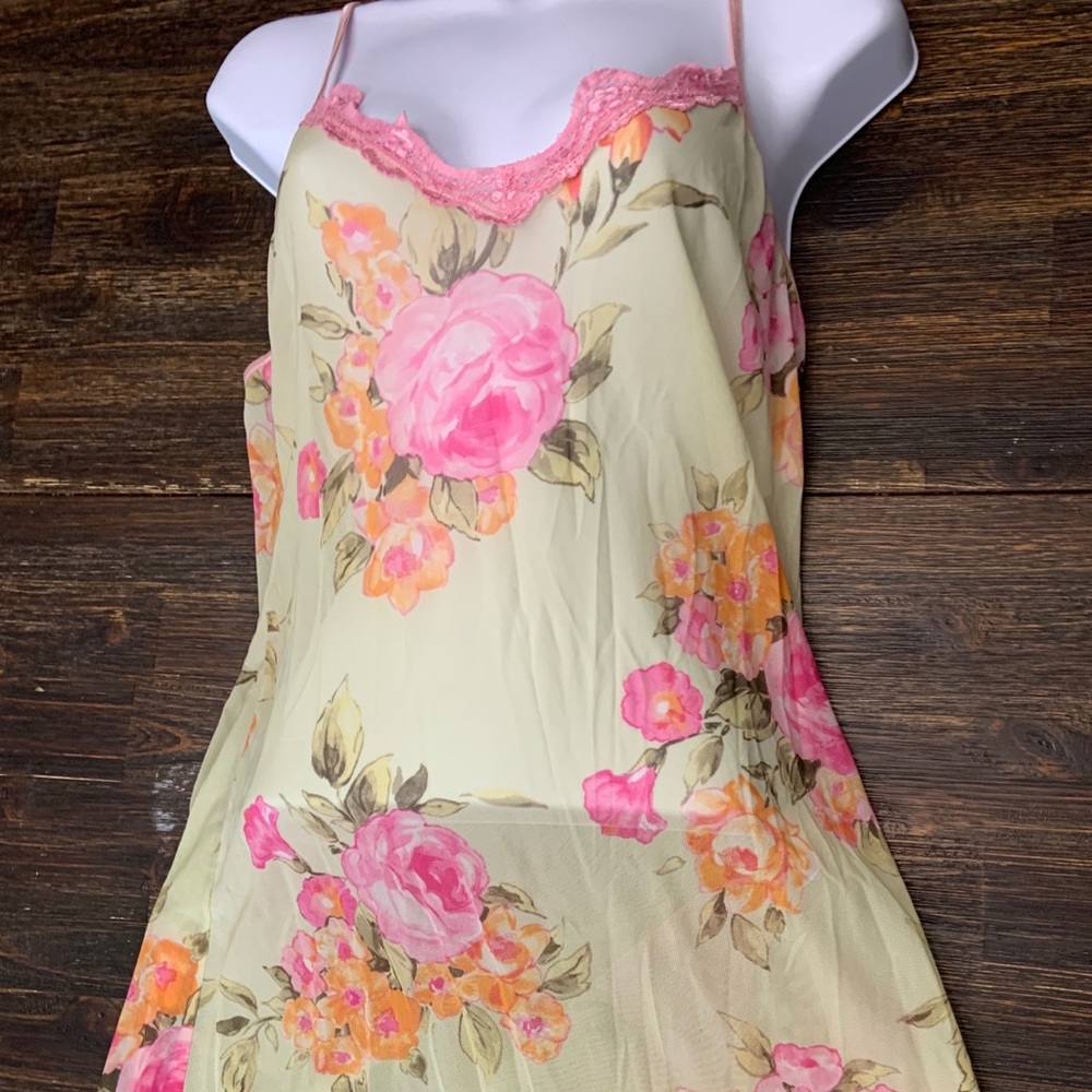 Stretchy lace adjustable strap nightgown